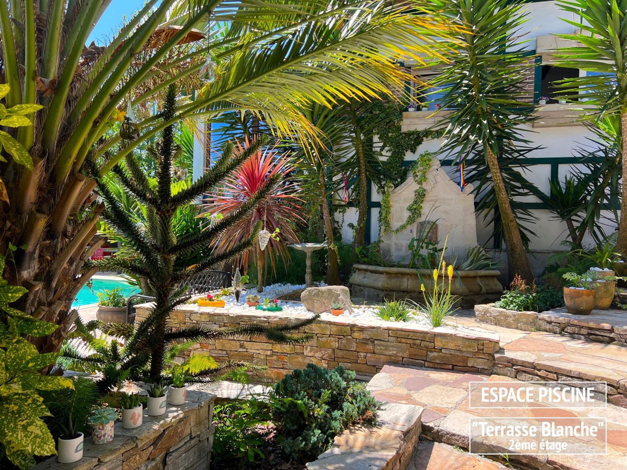 Villa Merkel - 27 Pers - 11 Chambr - 10 Wc - Piscine Anglet Esterno foto
